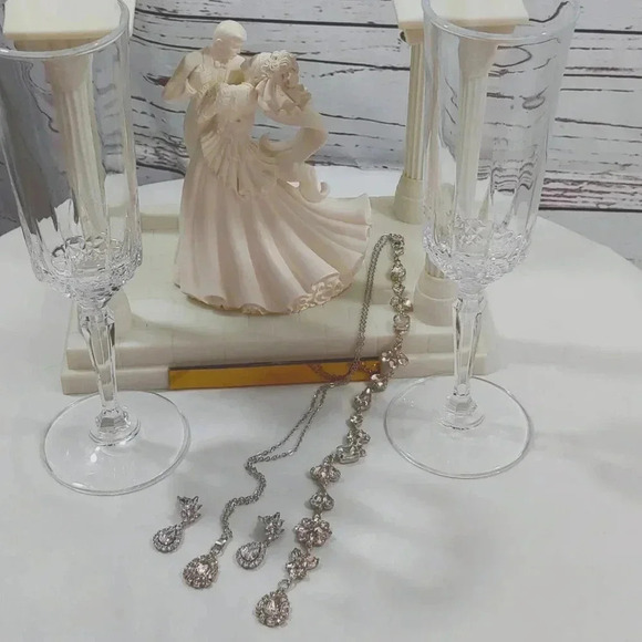 Crystal Backless Wedding Dress dress & Evening Dress Necklace & Earings Set - Picture 1 of 10